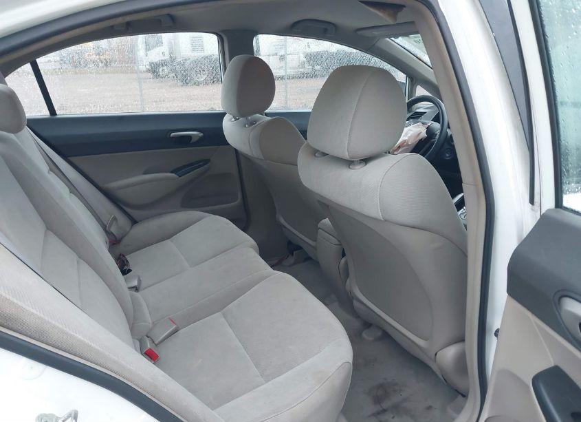 Photo 8 of 2011 Honda Civic LX (VIN 19XFA1F55BE017631)