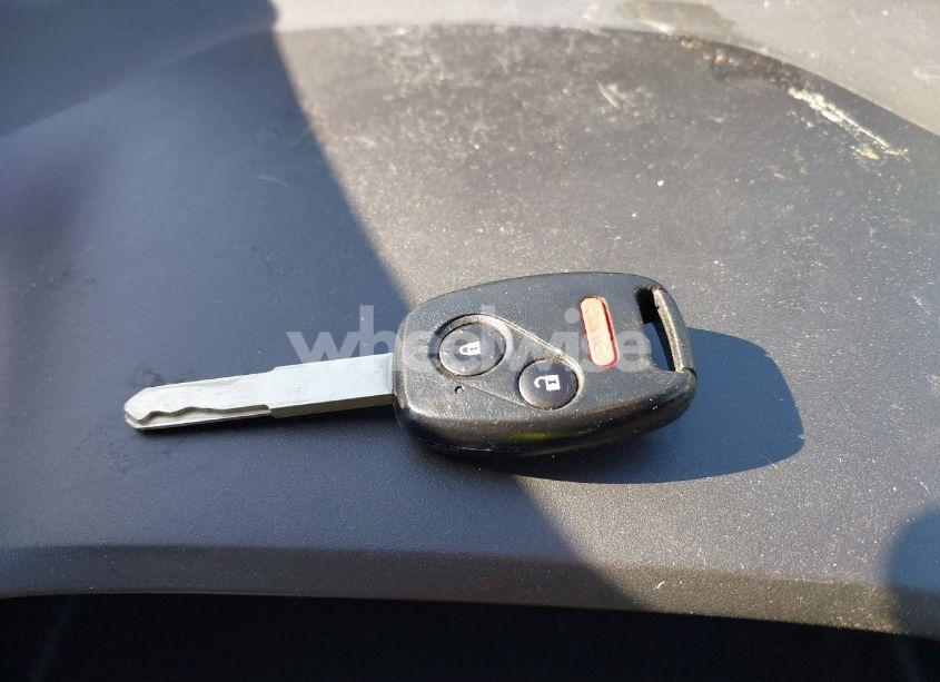 Photo 11 of 2010 Honda Civic LX (VIN 19XFA1F56AE037580)