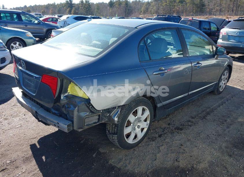 Photo 4 of 2010 Honda Civic LX (VIN 19XFA1F56AE037580)