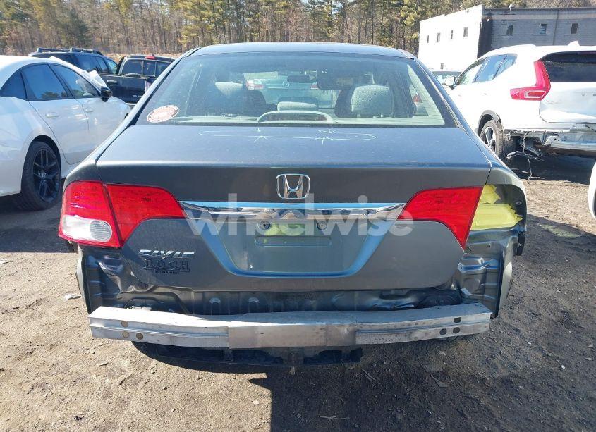 Photo 6 of 2010 Honda Civic LX (VIN 19XFA1F56AE037580)