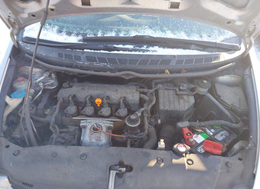 Photo 10 of 2010 Honda Civic LX (VIN 19XFA1F56AE075004)