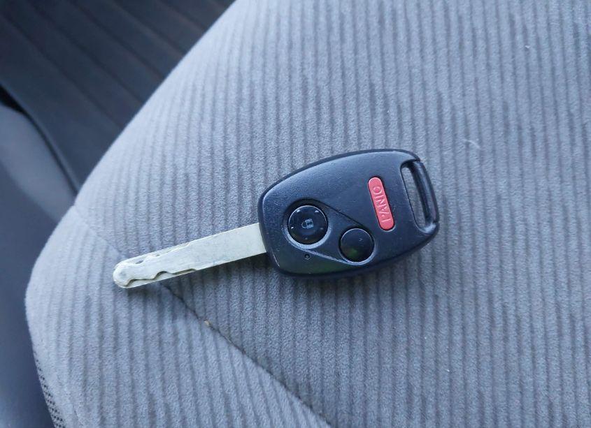 Photo 11 of 2010 Honda Civic LX (VIN 19XFA1F56AE075004)