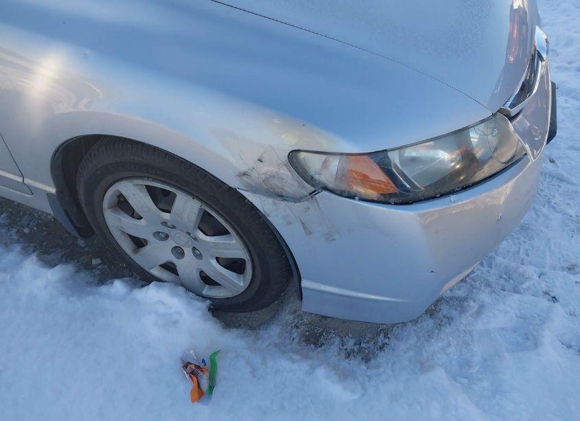 Photo 6 of 2010 Honda Civic LX (VIN 19XFA1F56AE075004)