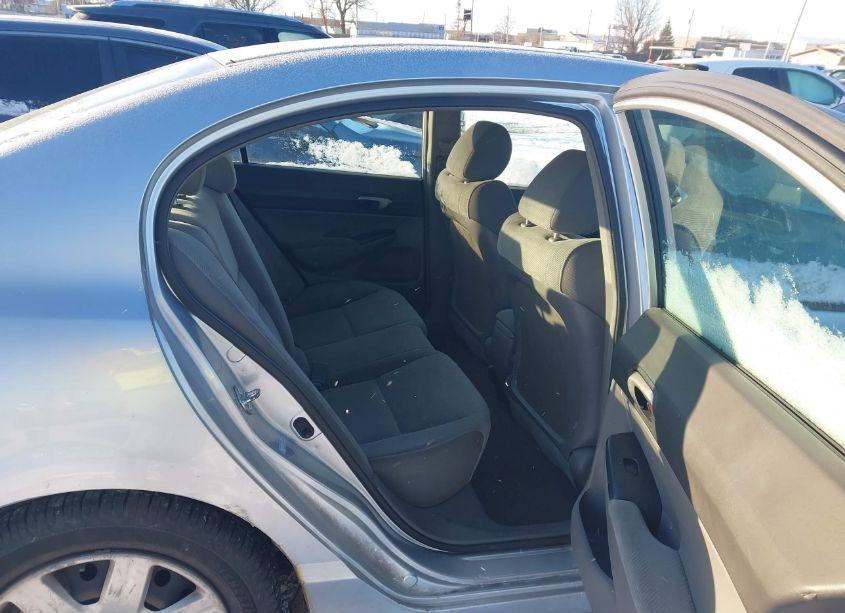 Photo 8 of 2010 Honda Civic LX (VIN 19XFA1F56AE075004)