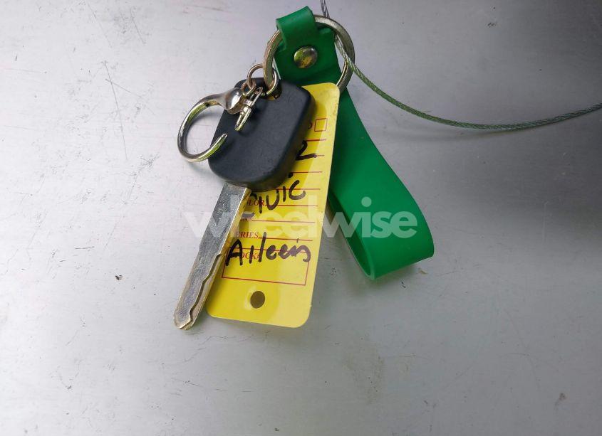 Photo 11 of 2010 Honda Civic LX (VIN 19XFA1F56AE075519)