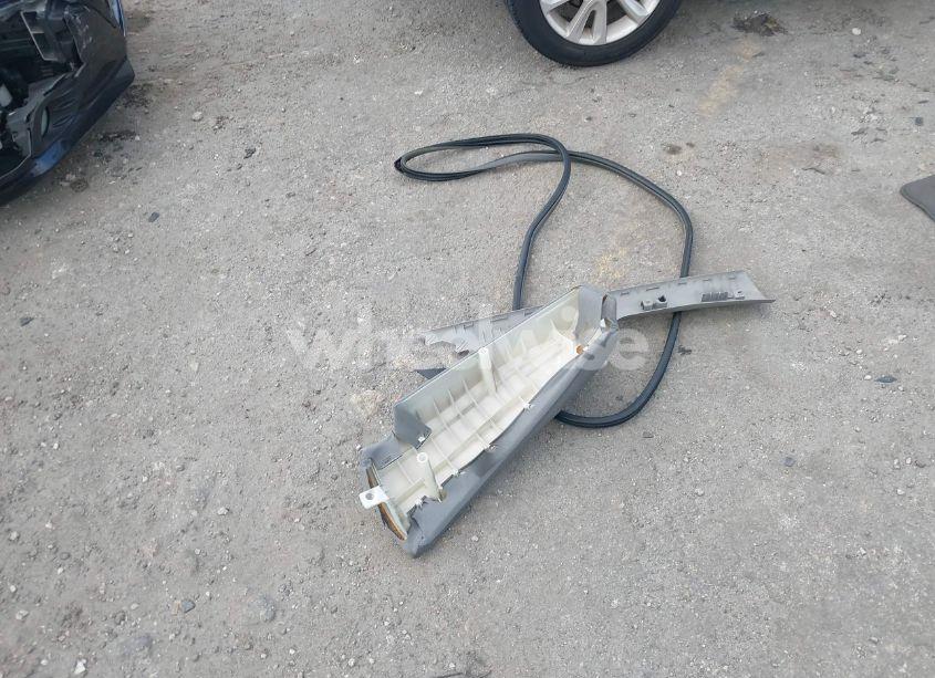 Photo 12 of 2010 Honda Civic LX (VIN 19XFA1F56AE075519)