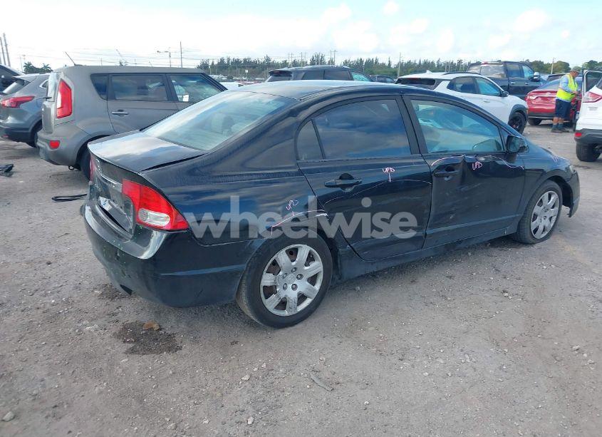 Photo 4 of 2010 Honda Civic LX (VIN 19XFA1F56AE075519)