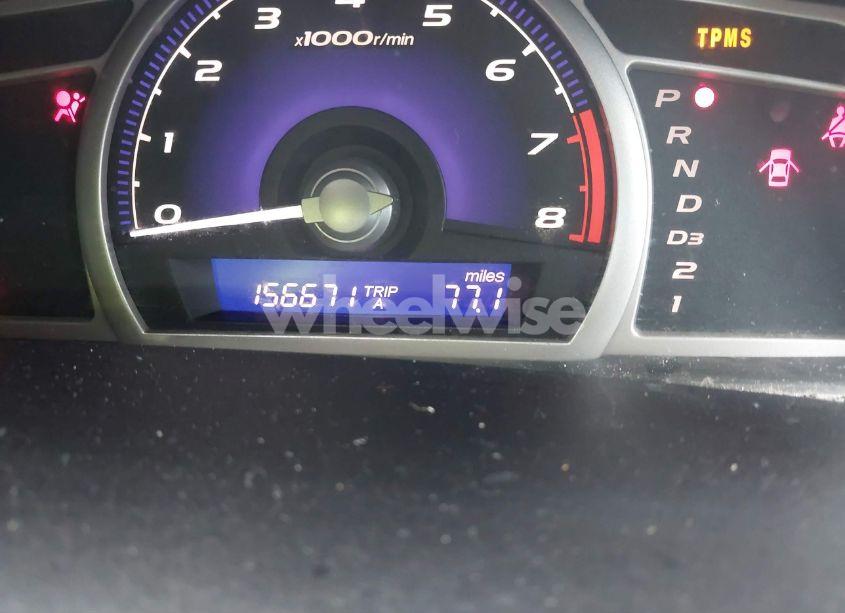 Photo 7 of 2010 Honda Civic LX (VIN 19XFA1F56AE075519)