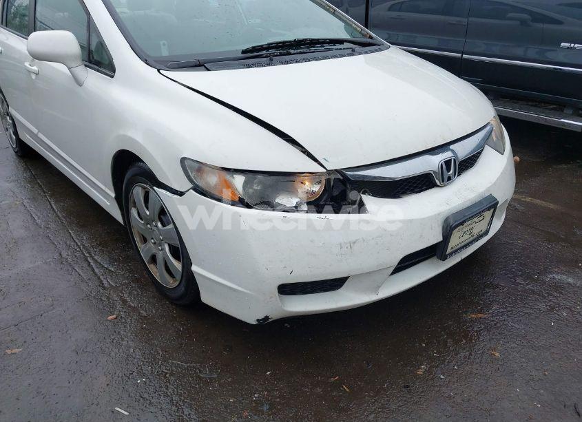 Photo 6 of 2010 Honda Civic LX (VIN 19XFA1F56AE086472)