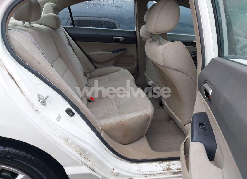 Photo 8 of 2010 Honda Civic LX (VIN 19XFA1F56AE086472)