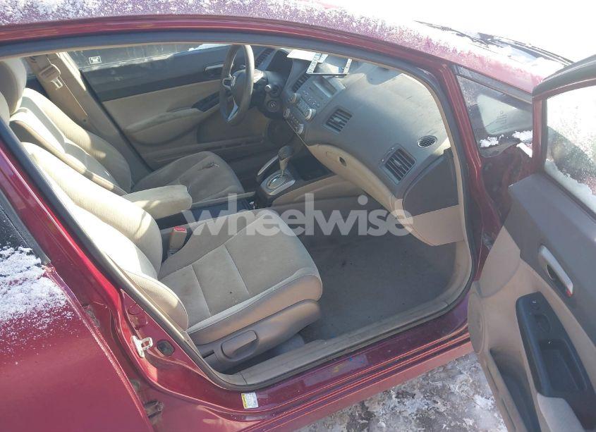 Photo 5 of 2011 Honda Civic LX (VIN 19XFA1F56BE006685)