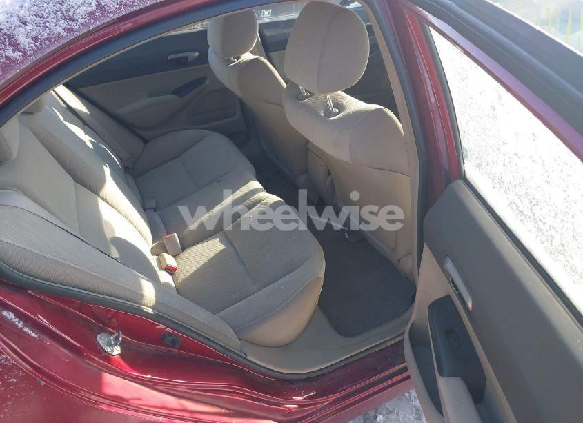 Photo 8 of 2011 Honda Civic LX (VIN 19XFA1F56BE006685)