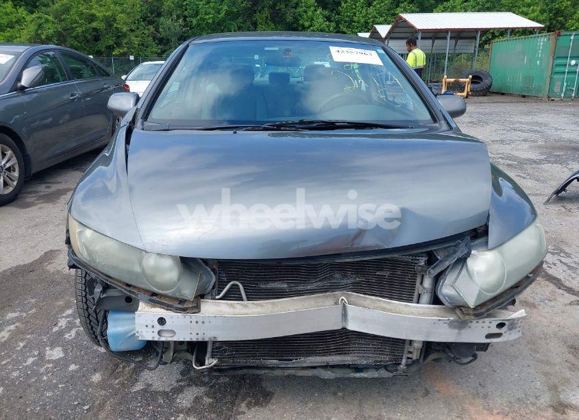 Photo 12 of 2011 Honda Civic LX (VIN 19XFA1F56BE024085)