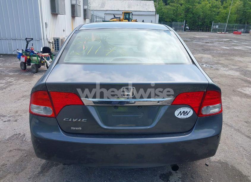 Photo 16 of 2011 Honda Civic LX (VIN 19XFA1F56BE024085)