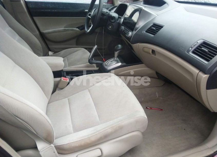 Photo 5 of 2011 Honda Civic LX (VIN 19XFA1F56BE027679)