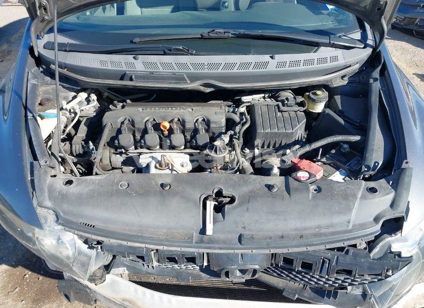 Photo 10 of 2010 Honda Civic LX (VIN 19XFA1F57AE003499)