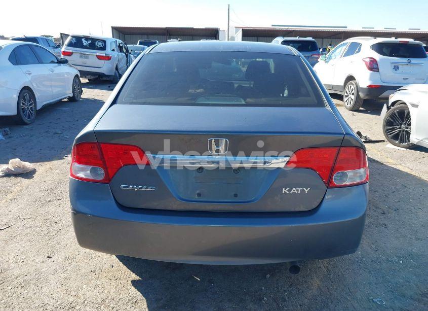Photo 17 of 2010 Honda Civic LX (VIN 19XFA1F57AE003499)
