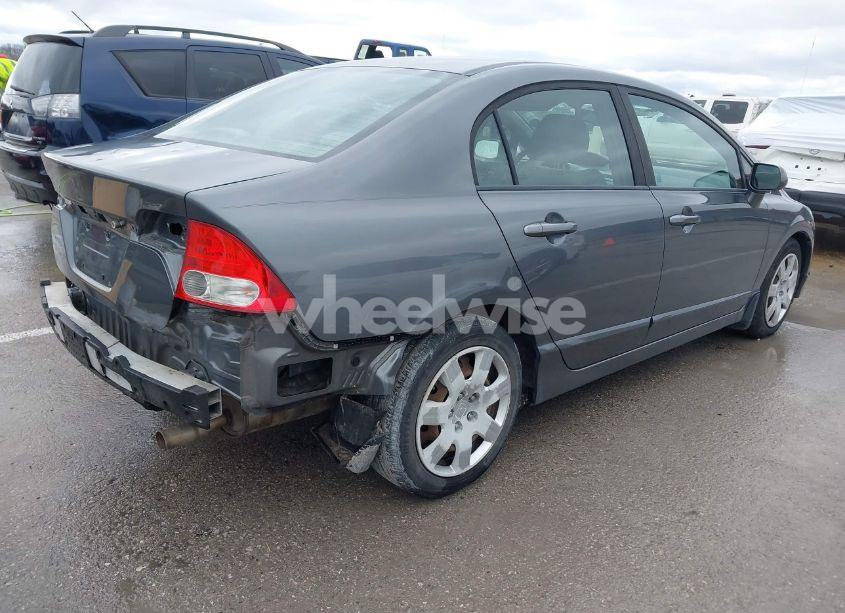 Photo 4 of 2010 Honda Civic LX (VIN 19XFA1F57AE011179)