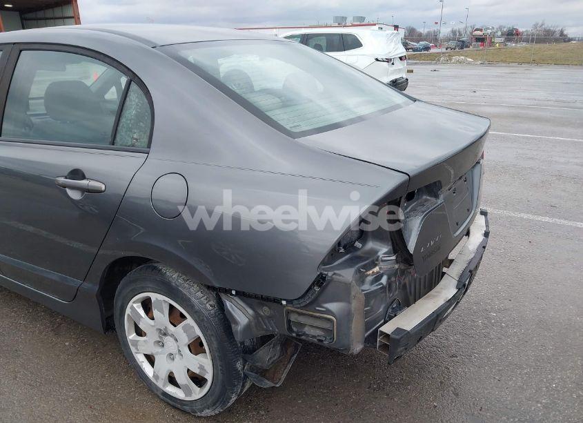 Photo 6 of 2010 Honda Civic LX (VIN 19XFA1F57AE011179)