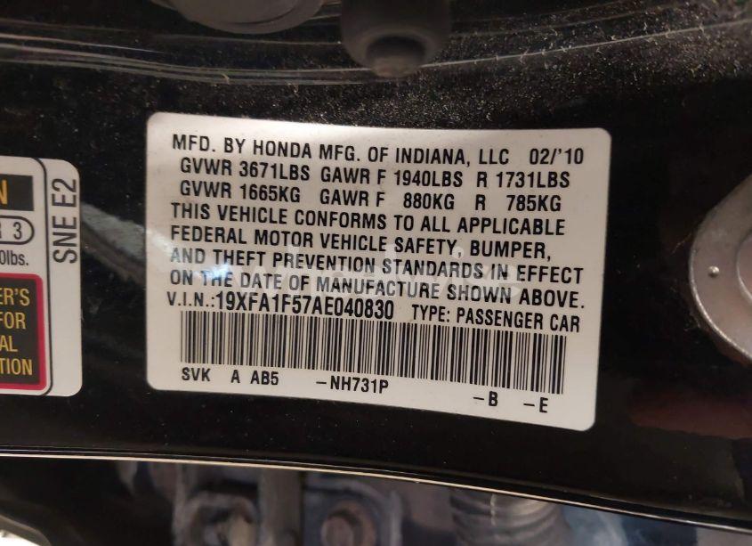 Photo 9 of 2010 Honda Civic LX (VIN 19XFA1F57AE040830)