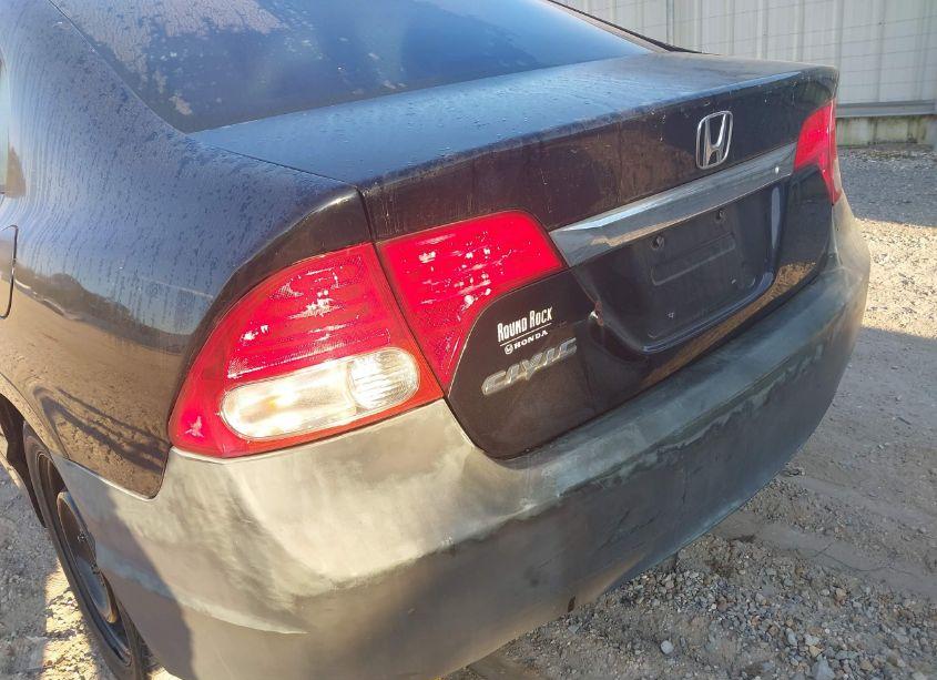 Photo 6 of 2010 Honda Civic LX (VIN 19XFA1F57AE076355)