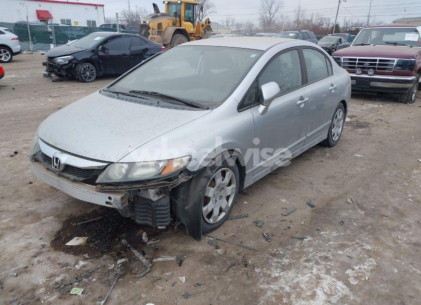 Photo 2 of 2010 Honda Civic LX (VIN 19XFA1F57AE084181)