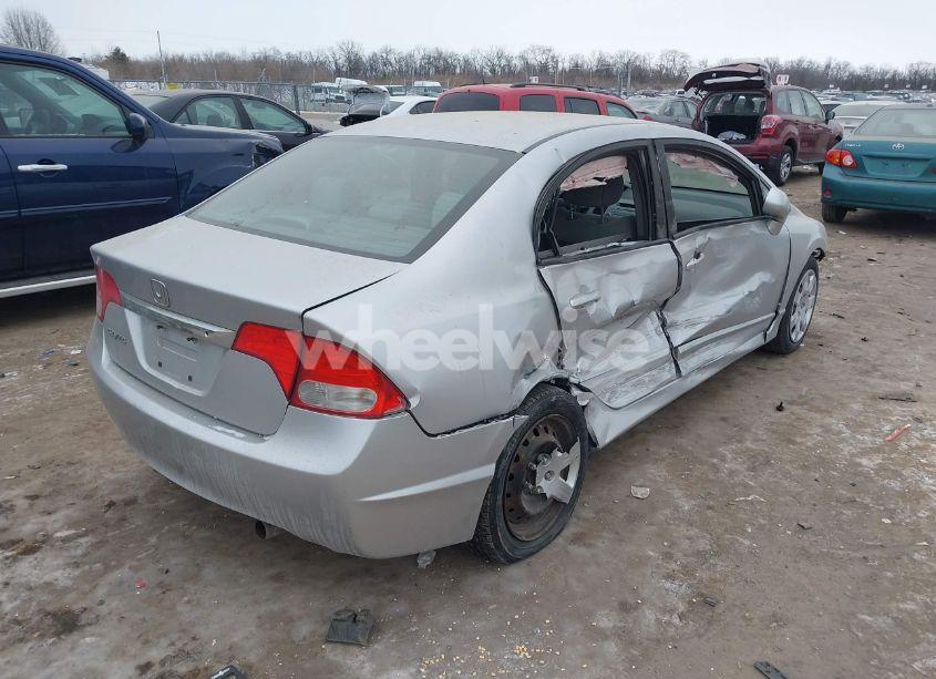 Photo 4 of 2010 Honda Civic LX (VIN 19XFA1F57AE084181)