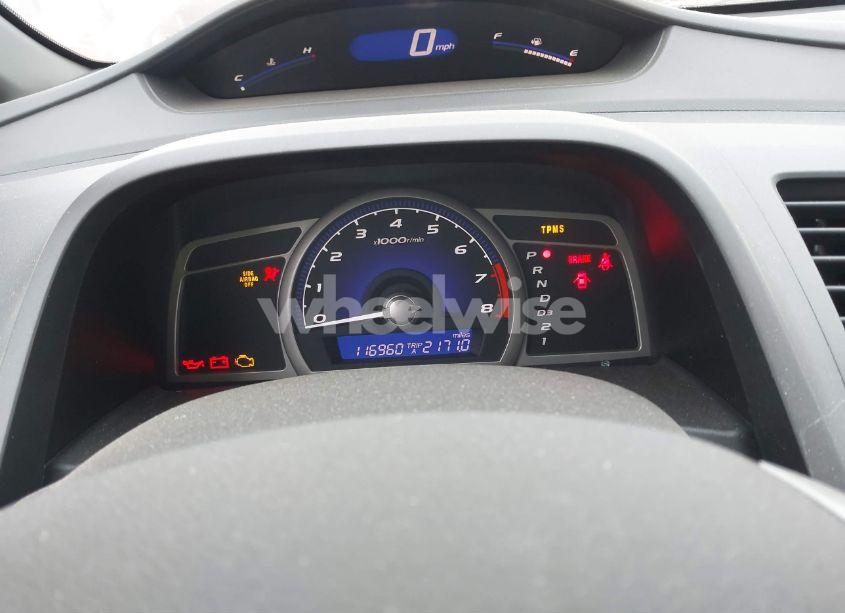 Photo 7 of 2010 Honda Civic LX (VIN 19XFA1F57AE084181)