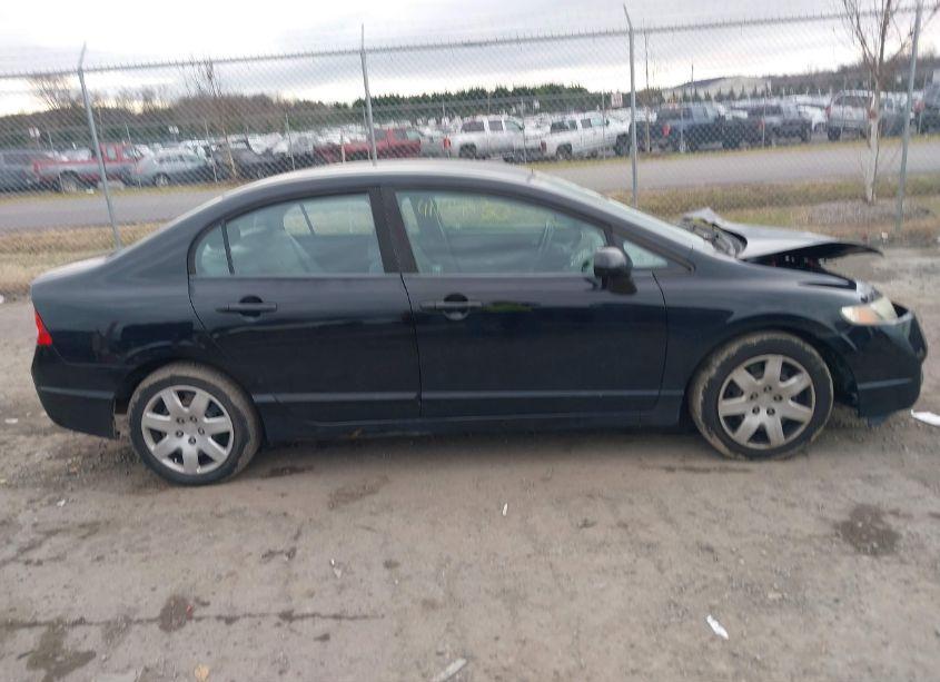 Photo 13 of 2010 Honda Civic LX (VIN 19XFA1F57AE086240)