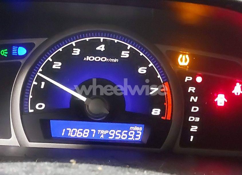 Photo 7 of 2011 Honda Civic LX (VIN 19XFA1F57BE029313)