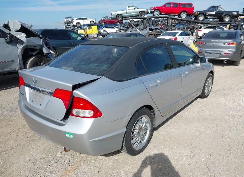 Photo 4 of 2011 Honda Civic LX (VIN 19XFA1F57BE029943)