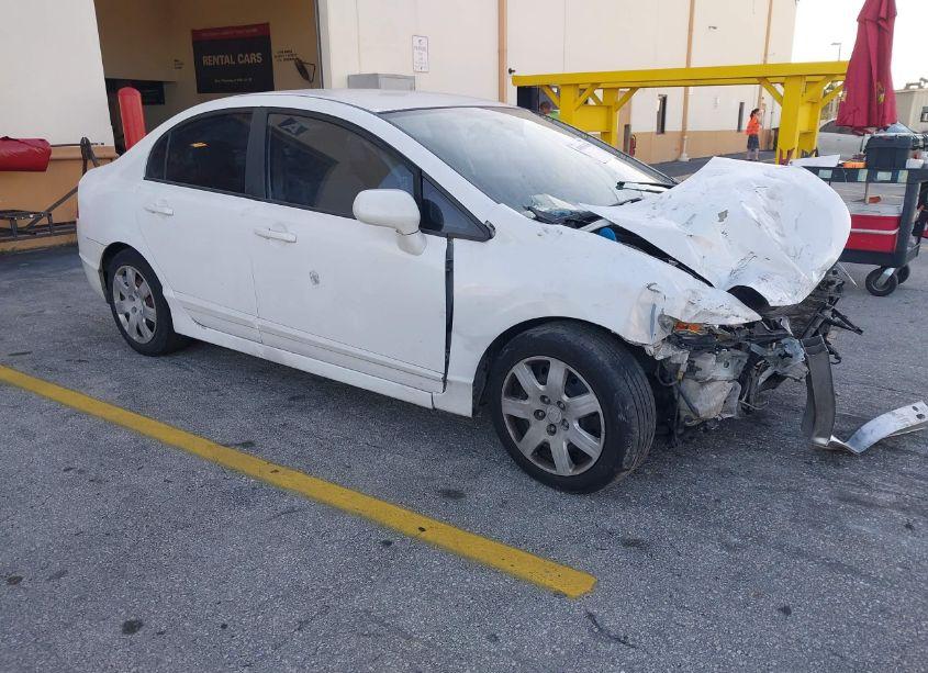 2011 Honda Civic LX (VIN 19XFA1F57BE031823) main photo