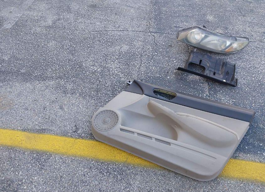 Photo 12 of 2011 Honda Civic LX (VIN 19XFA1F57BE031823)