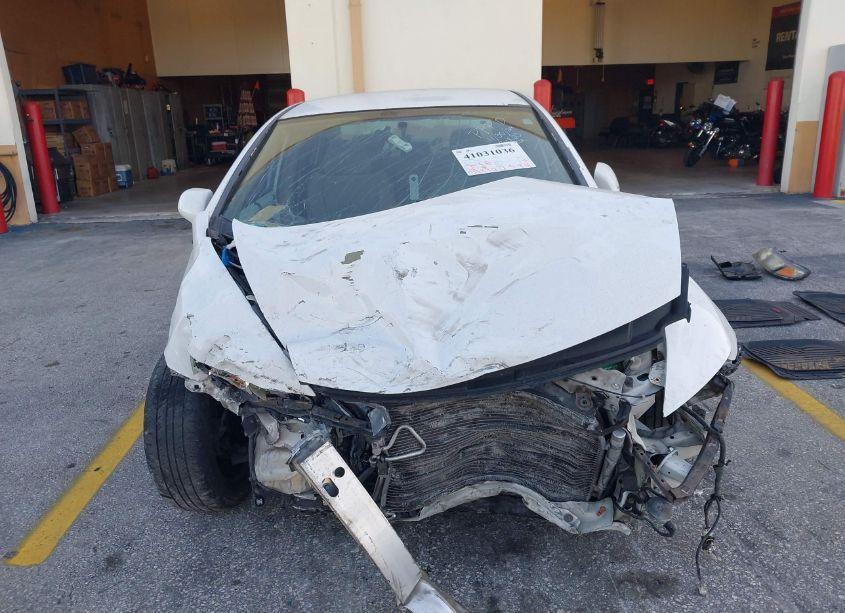 Photo 13 of 2011 Honda Civic LX (VIN 19XFA1F57BE031823)