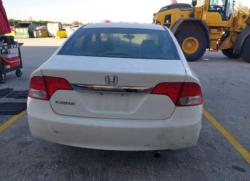 Photo 17 of 2011 Honda Civic LX (VIN 19XFA1F57BE031823)