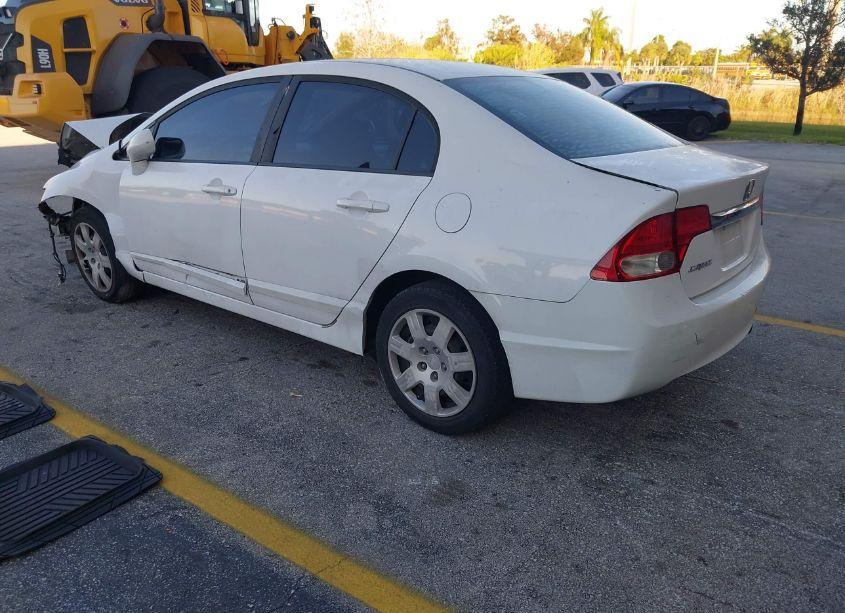 Photo 3 of 2011 Honda Civic LX (VIN 19XFA1F57BE031823)