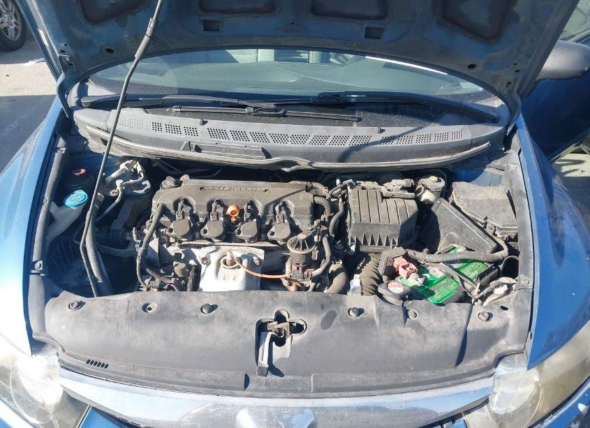 Photo 10 of 2011 Honda Civic LX (VIN 19XFA1F57BE032860)