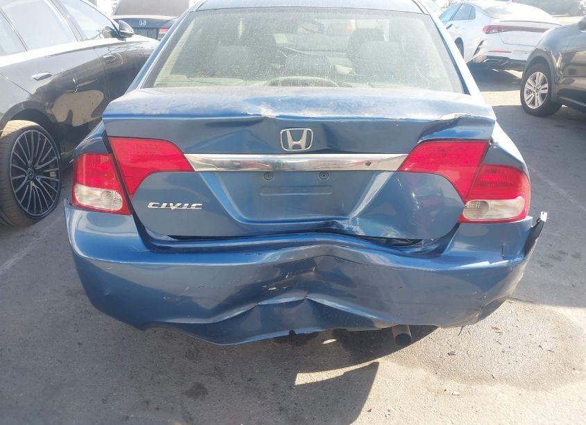 Photo 6 of 2011 Honda Civic LX (VIN 19XFA1F57BE032860)