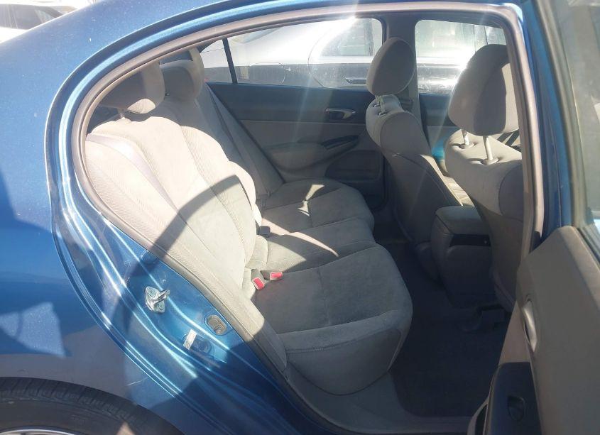 Photo 8 of 2011 Honda Civic LX (VIN 19XFA1F57BE032860)