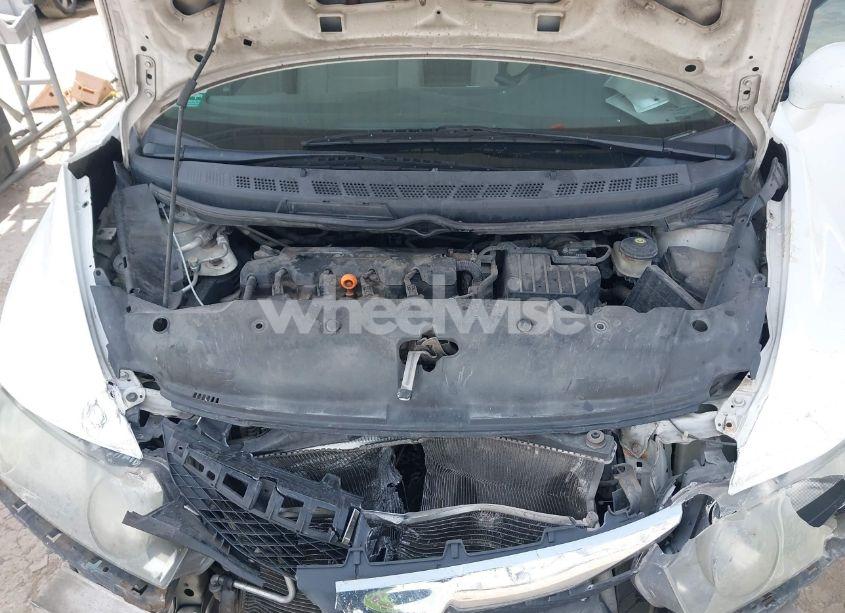 Photo 10 of 2011 Honda Civic LX (VIN 19XFA1F57BE040036)