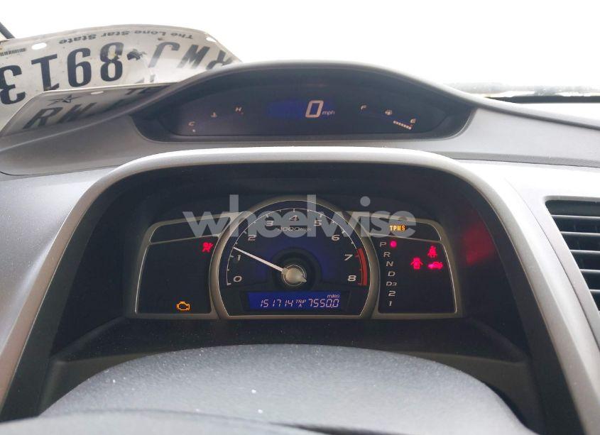 Photo 7 of 2011 Honda Civic LX (VIN 19XFA1F57BE040036)