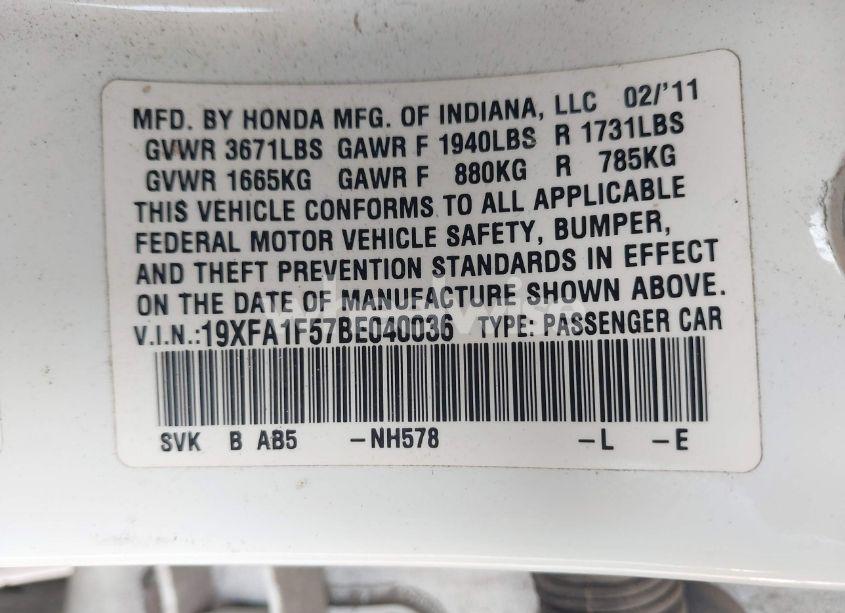 Photo 9 of 2011 Honda Civic LX (VIN 19XFA1F57BE040036)