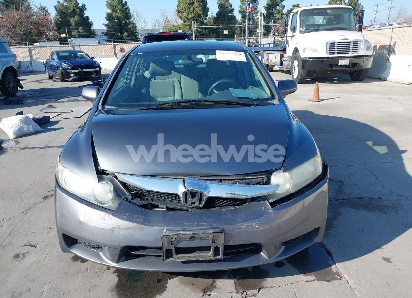 Photo 12 of 2010 Honda Civic LX (VIN 19XFA1F58AE003057)