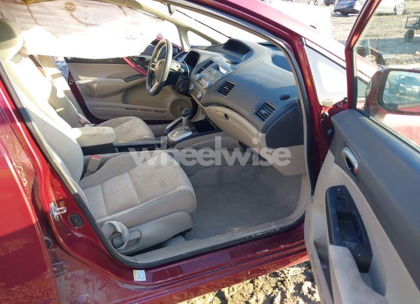 Photo 5 of 2010 Honda Civic LX (VIN 19XFA1F58AE016018)