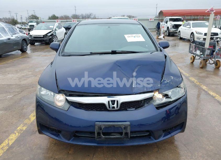 Photo 12 of 2010 Honda Civic LX (VIN 19XFA1F58AE077093)