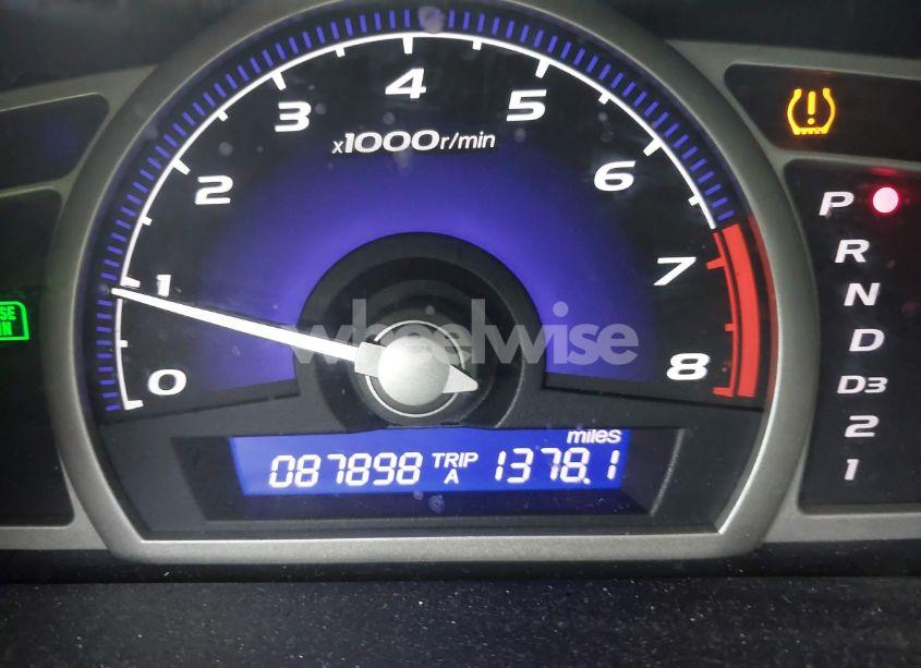 Photo 15 of 2010 Honda Civic LX (VIN 19XFA1F58AE077093)