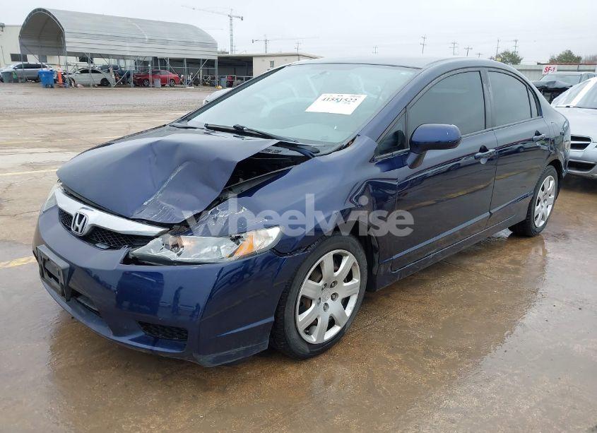 Photo 2 of 2010 Honda Civic LX (VIN 19XFA1F58AE077093)