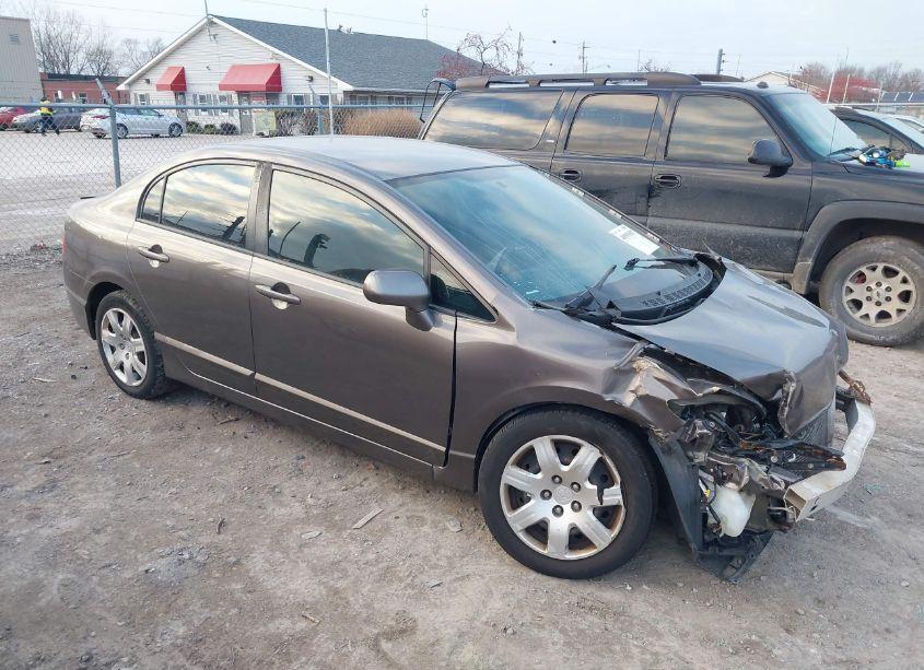 2011 Honda Civic LX (VIN 19XFA1F58BE009670) main photo
