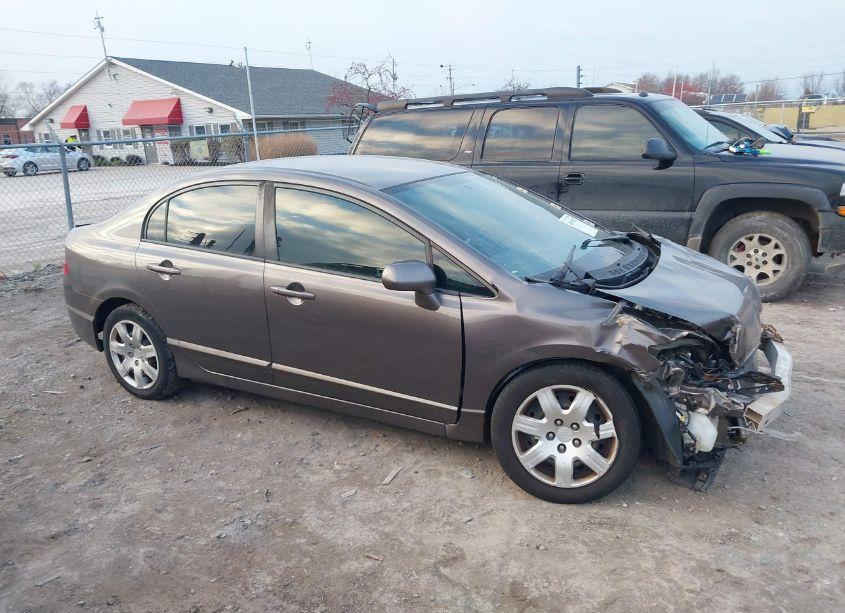 Photo 14 of 2011 Honda Civic LX (VIN 19XFA1F58BE009670)