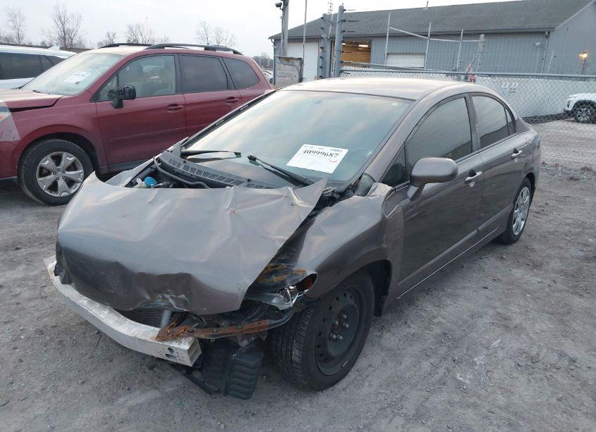 Photo 6 of 2011 Honda Civic LX (VIN 19XFA1F58BE009670)